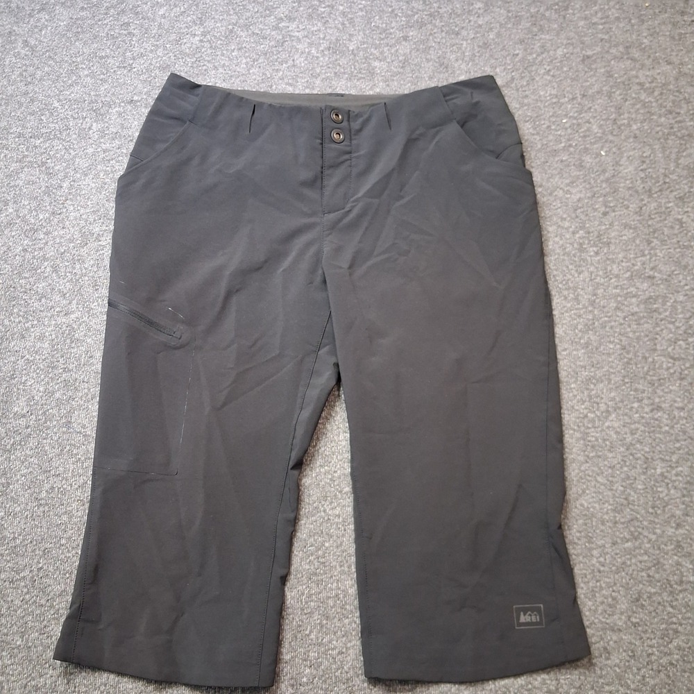 REI Co-op Womens Hiking Capris Size 8 Black Stretch Cargo Cropped Pants Gorpcore